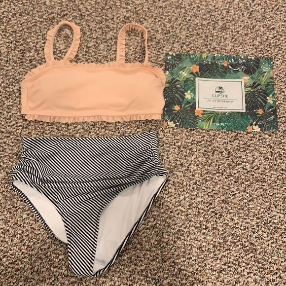 Ruffle Bandeau Bikini With High Waisted Bottom - Picture 9 of 9